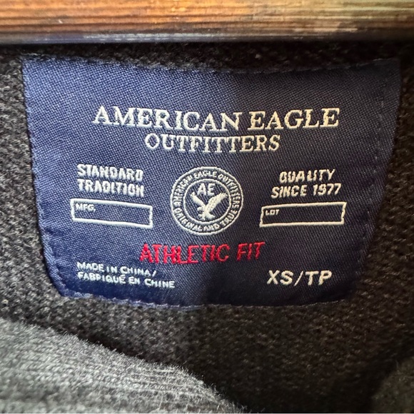 American Eagle Outfitters Charcoal Grey Sweater with Button Up Collar Size XS - Picture 3 of 5